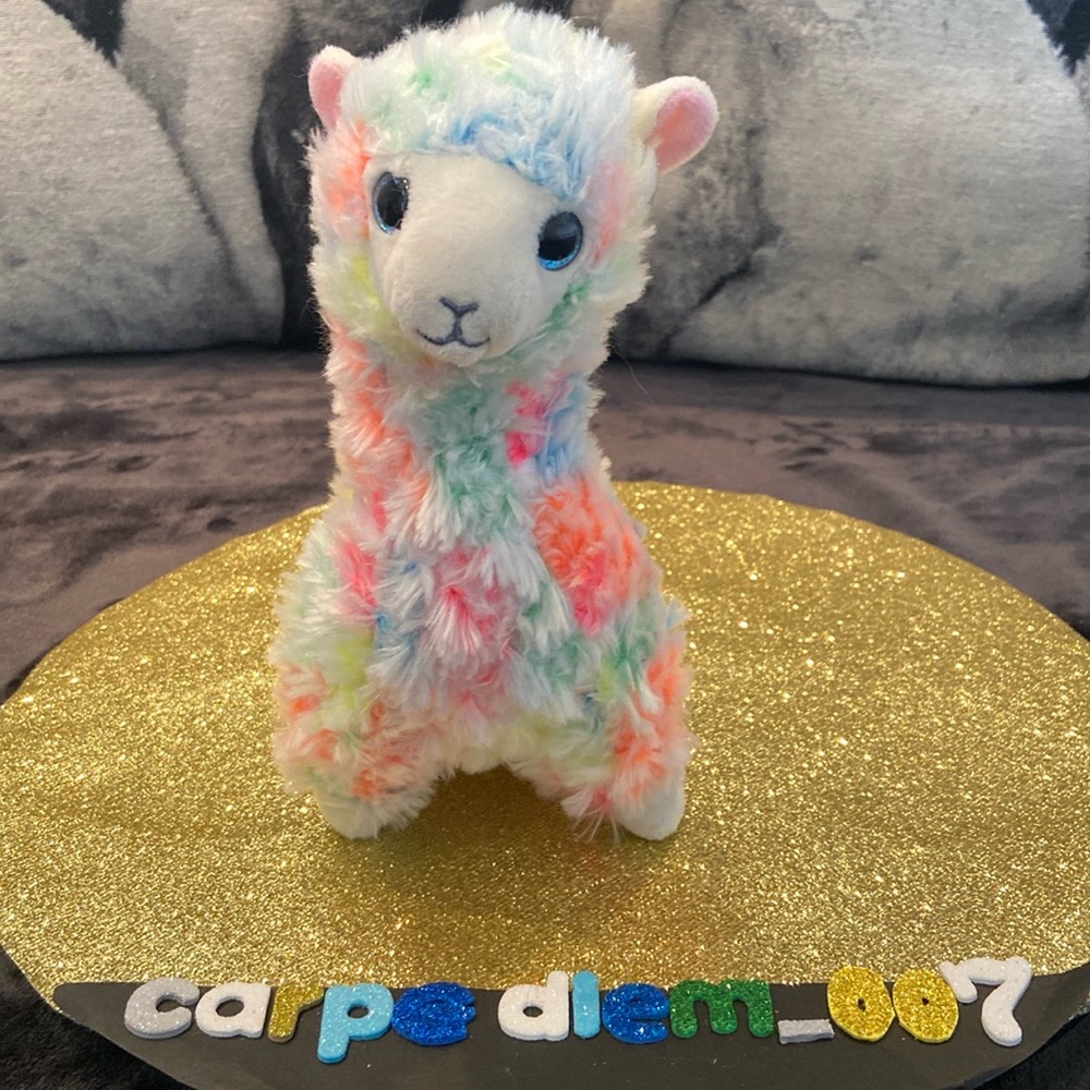 🍭2019 Ty Original Beanie Babies Lola the Multicolour Lama w Blue Eyes